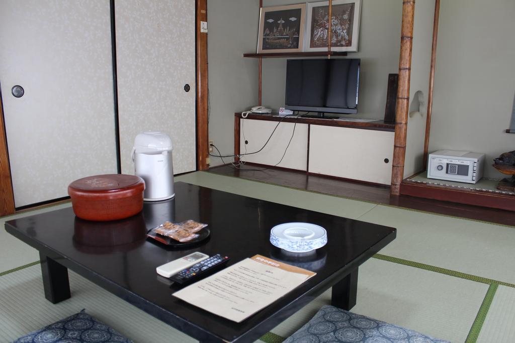 紀伊国屋旅館 藤沢市 エクステリア 写真